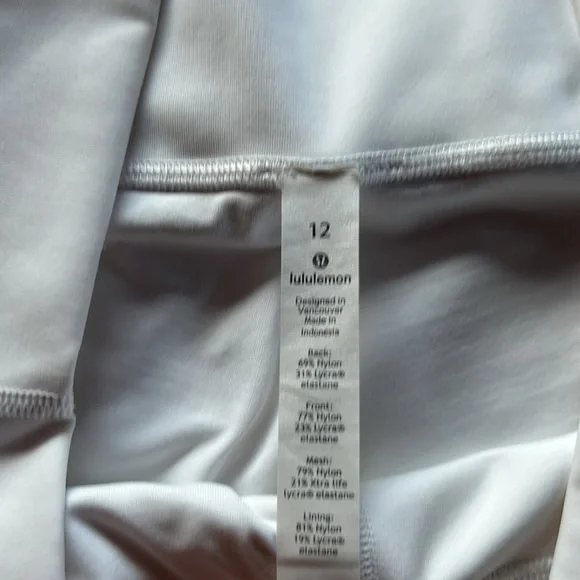 LULULEMON Wunder Under HR Crop 21” Mesh White Size 12 - Picture 10 of 10